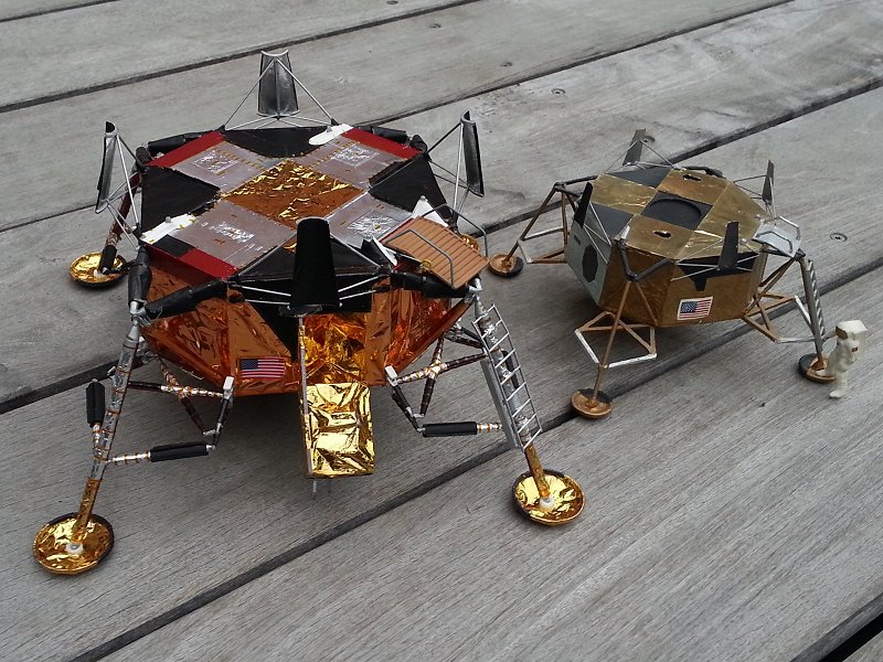 revell lunar lander